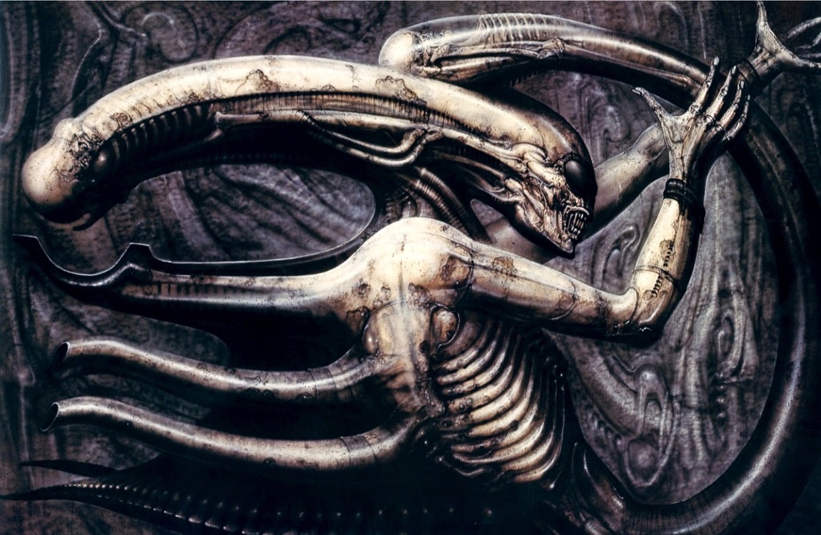 Xenomorph dorsal tubes providing structural support